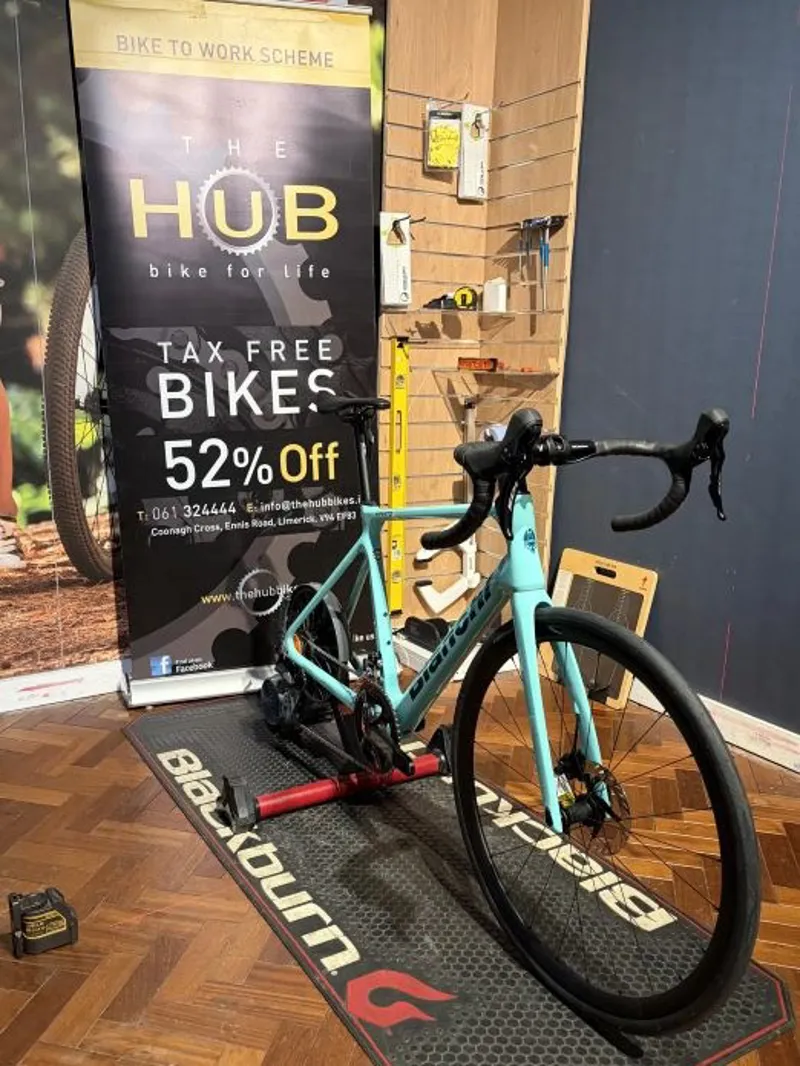 Experience the joy of effortless riding with our top-of-the-line electric bikes, designed for comfort and performance. Perfect for commuting or leisure!