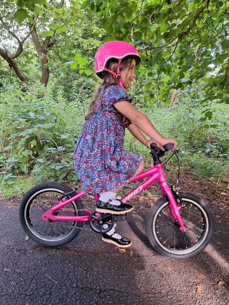 Reid Viper 16 inch Kids Bike in Pink-4