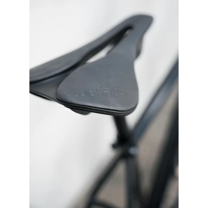 Ridley Kalazy Claris 2x8 Gravel Bike in Black-5